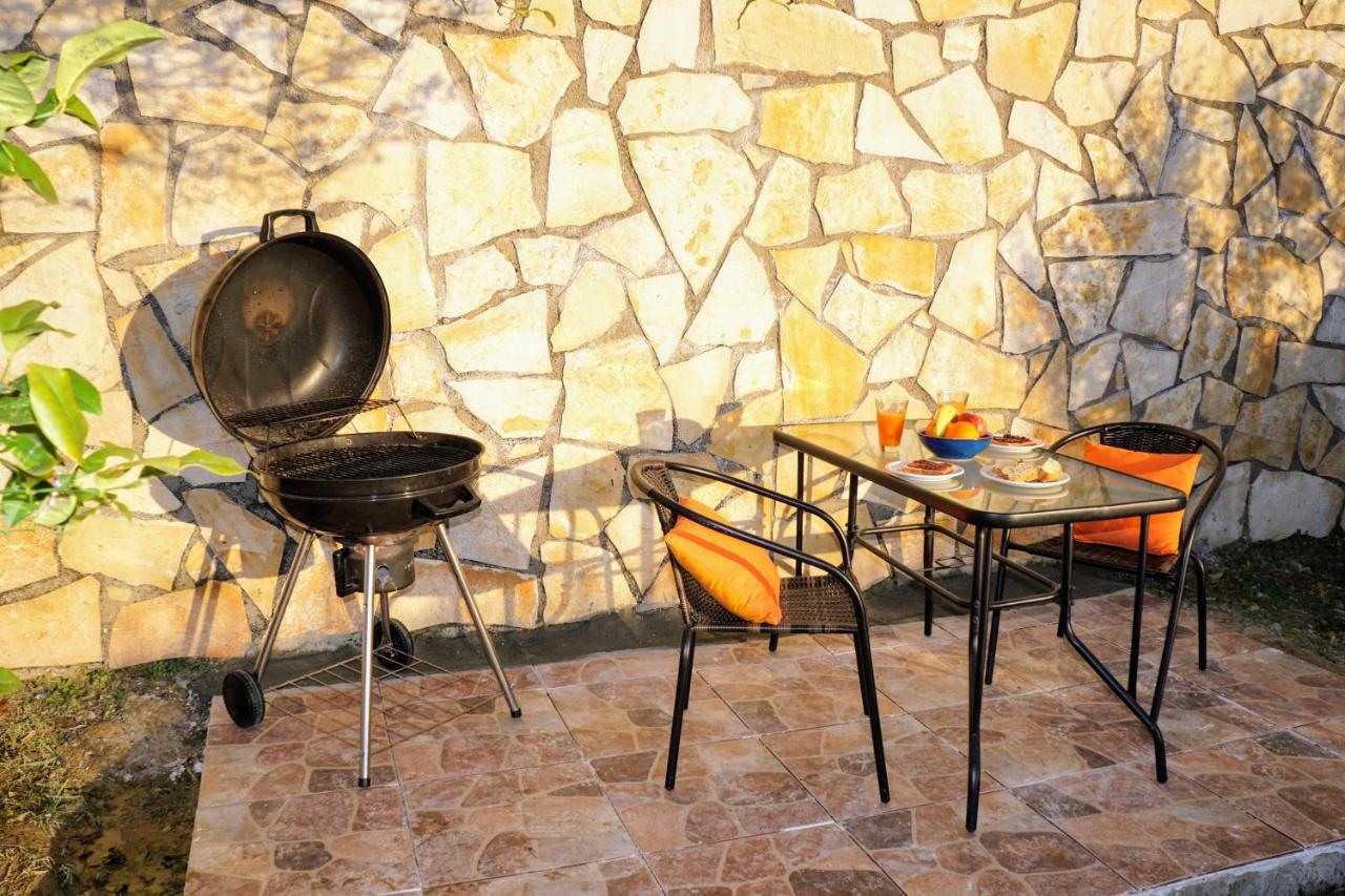 Olive Tree Hillside Apartment Stalos Exterior photo